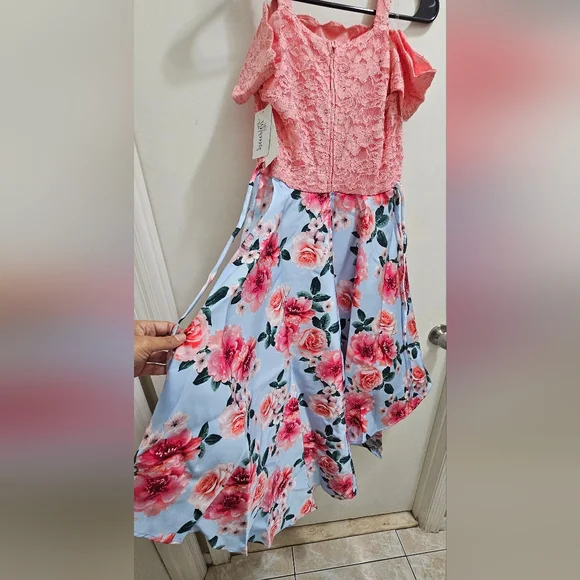 Speechless Coral Lace Bodice with Sky Floral Skirt Dress - Picture 3 of 7